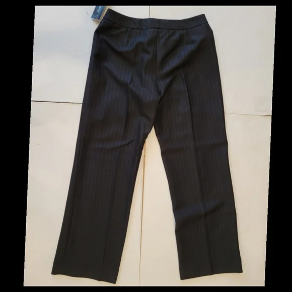 🆕️Evane-Picone Black Pin-Stripe Pant Suit 6P